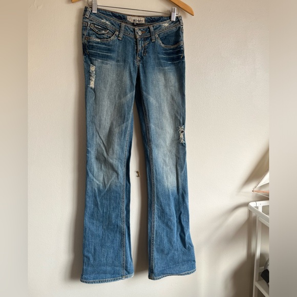 Amazing low rise jeans! - Picture 2 of 5